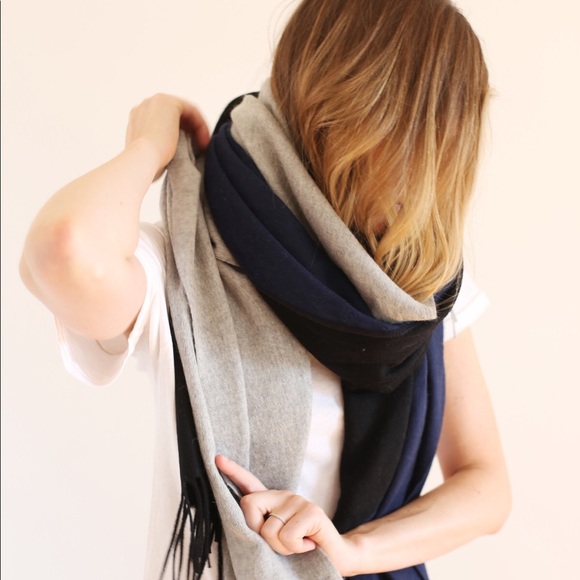 DONNI. | tri-color scarf - Picture 2 of 6